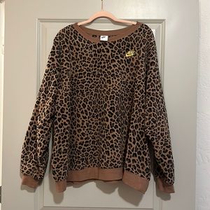 Nike Crew Neck- Cheetah